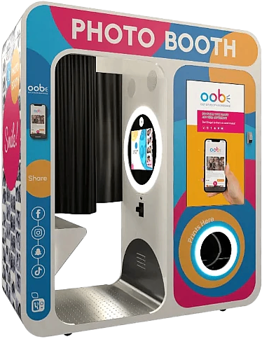 Open-air social media photo booth placement service unit